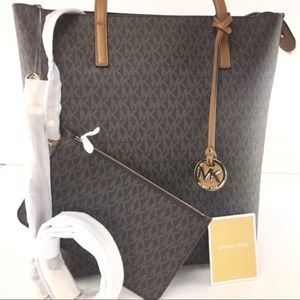 Michael Kors Hayley LG NS Tote - Mocha/Bisque